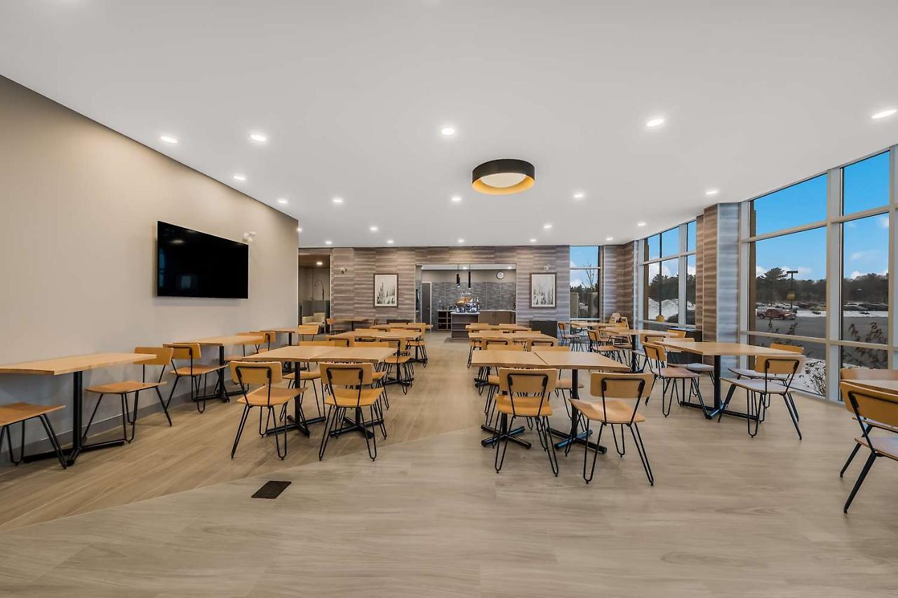 Best Western Plus Parry Sound Exterior photo